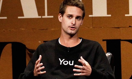 CEO Snapchat Evan Spiegel: “Facebook khong the tro thanh Snapchat“